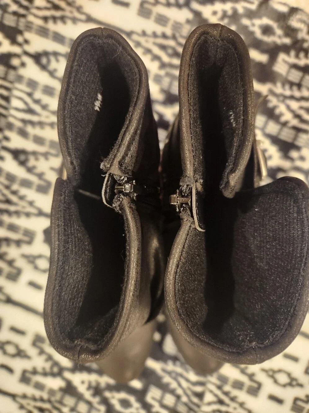 SO stylish black